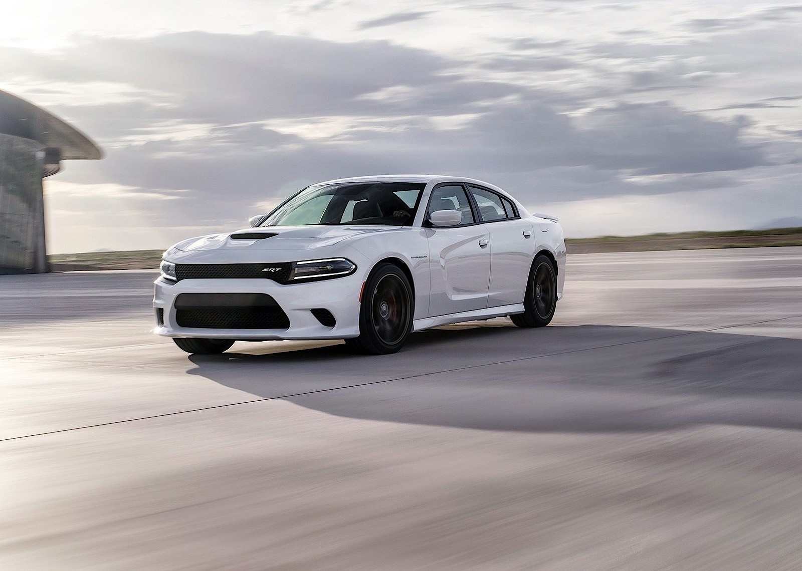 Dodge Charger Srt photo 12