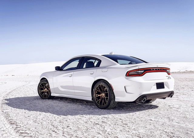 Dodge Charger Srt photo 20