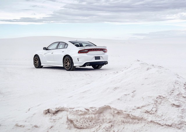 Dodge Charger Srt photo 26