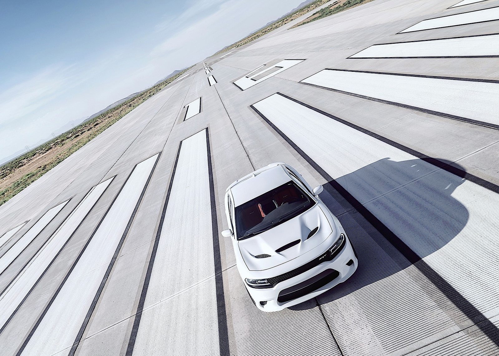 Dodge Charger Srt photo 32