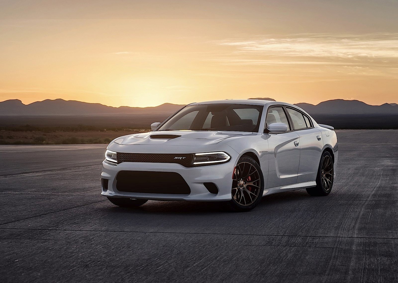 Dodge Charger Srt photo 36