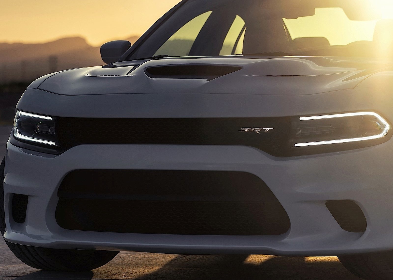 Dodge Charger Srt photo 40