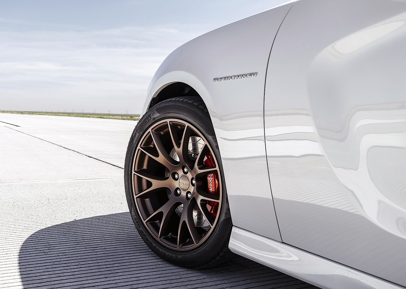 Dodge Charger Srt photo 45