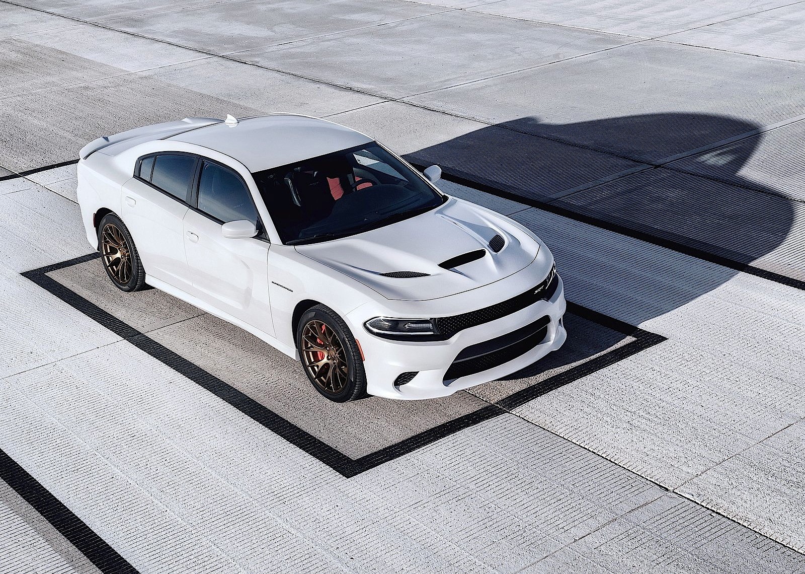 Dodge Charger Srt photo 52