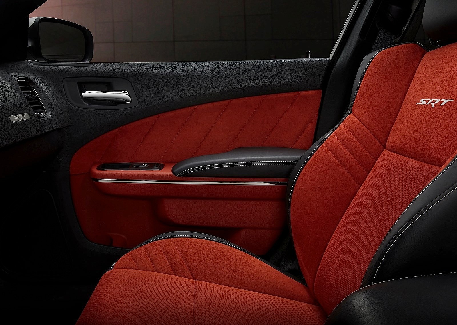 Dodge Charger Srt photo 103