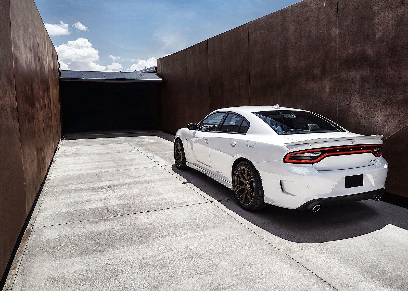 Dodge Charger Srt photo 69