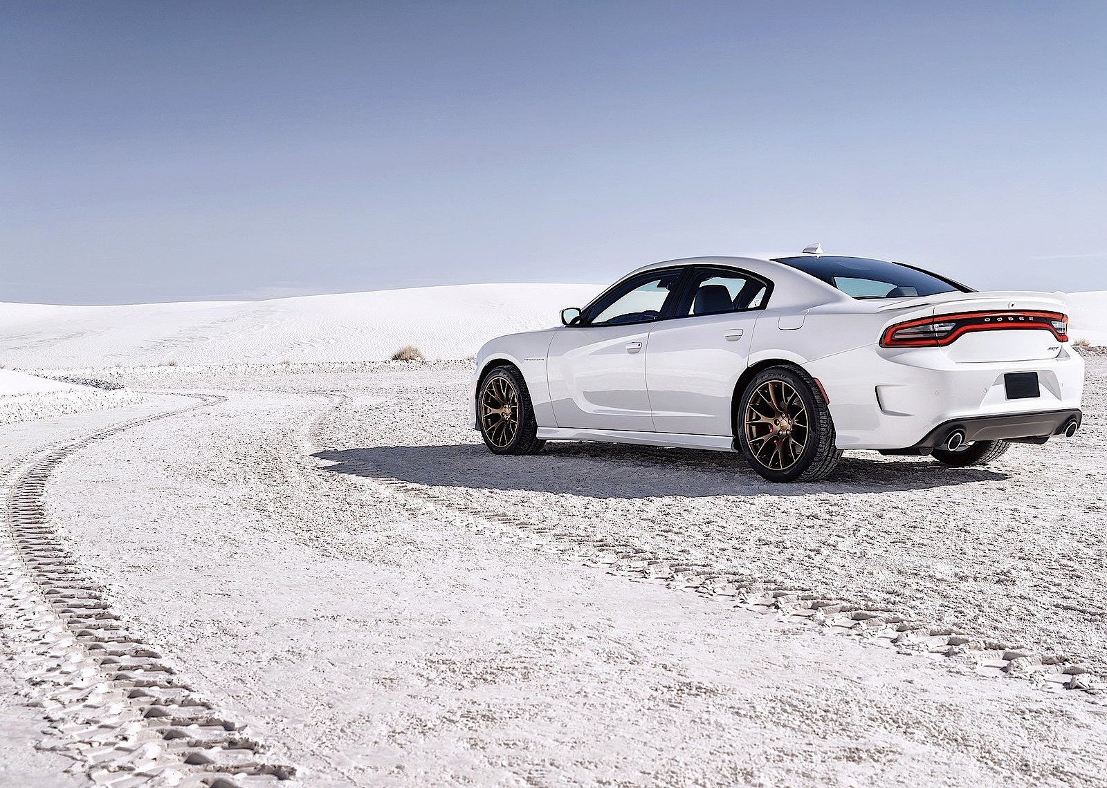 Dodge Charger Srt photo 70