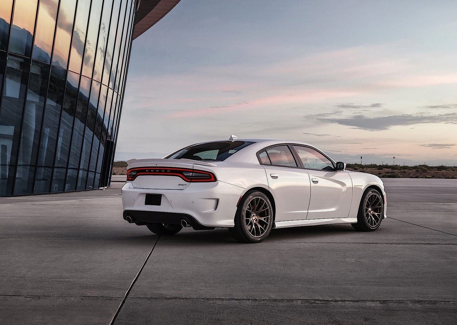 Dodge Charger Srt photo 73