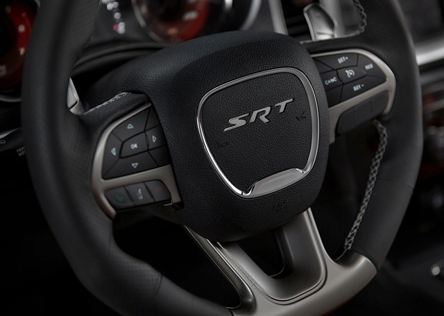 Dodge Charger Srt photo 104