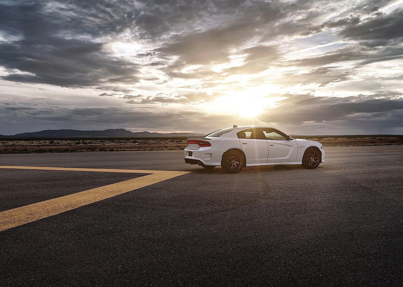 Dodge Charger Srt photo 76