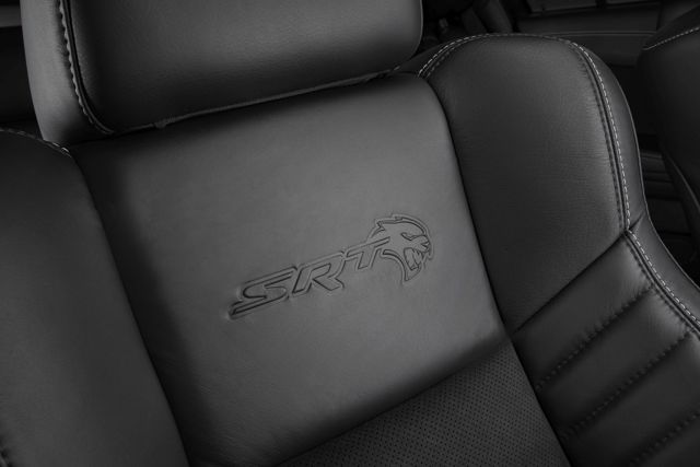 Dodge Charger Srt photo 86