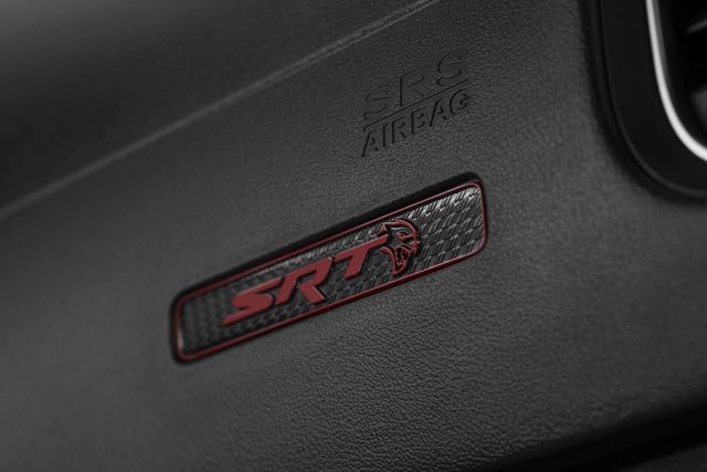 Dodge Charger Srt photo 88