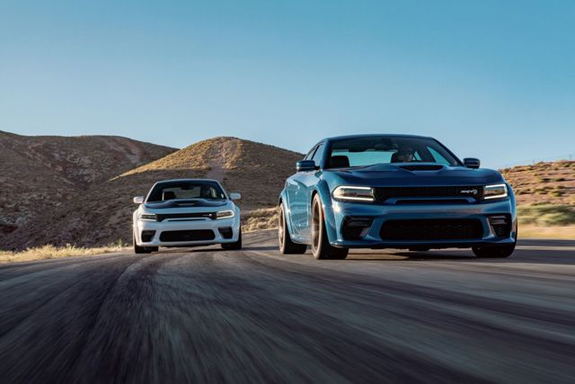 Dodge Charger Srt photo 26