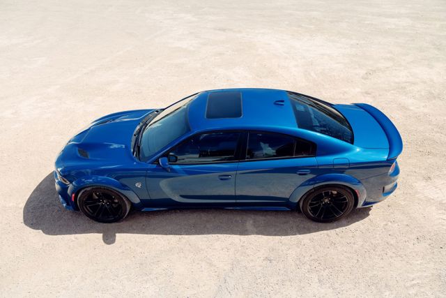 Dodge Charger Srt photo 33