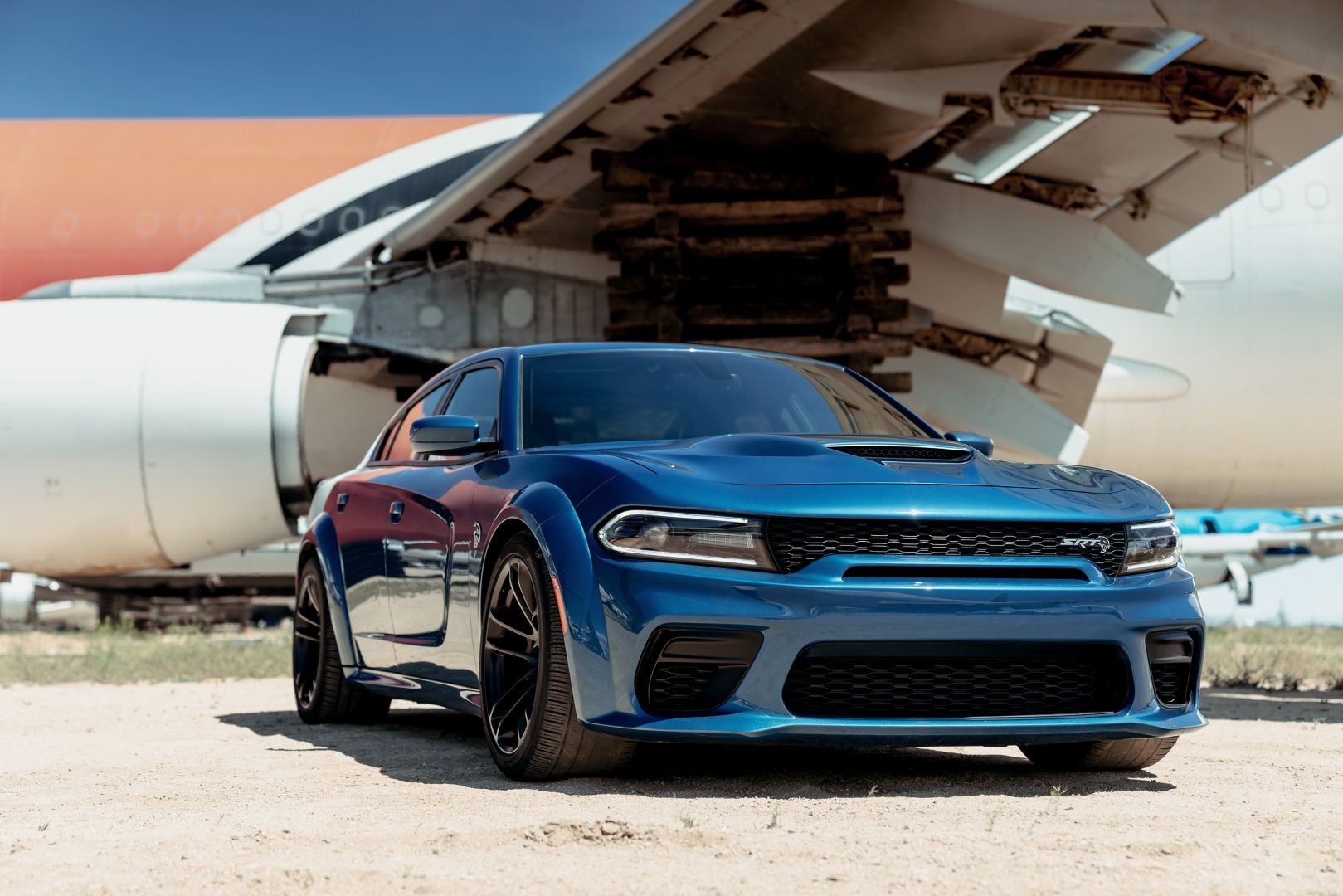 Dodge Charger Srt photo 38