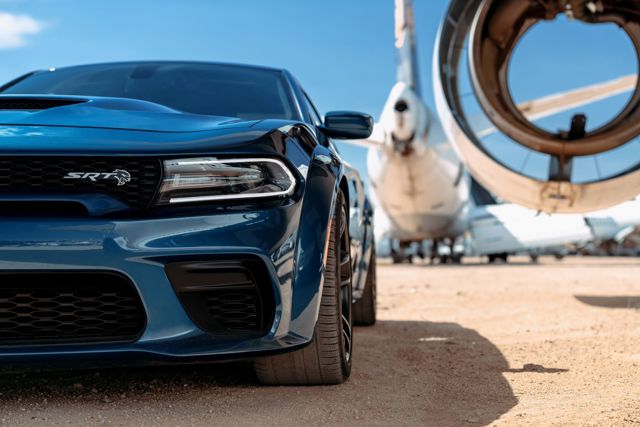 Dodge Charger Srt photo 45