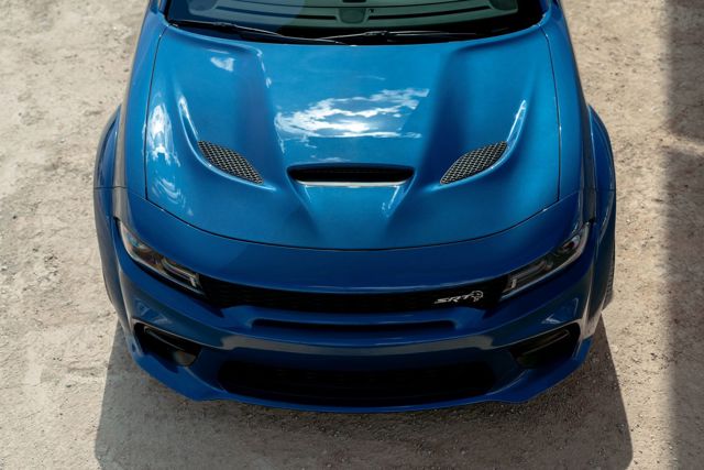 Dodge Charger Srt photo 46
