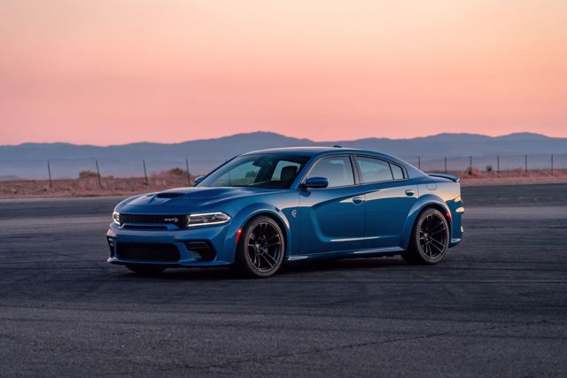 Dodge Charger Srt photo 55
