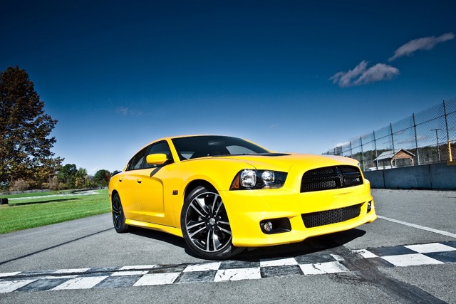 Dodge Charger Srt photo 75