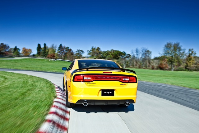 Dodge Charger Srt photo 79