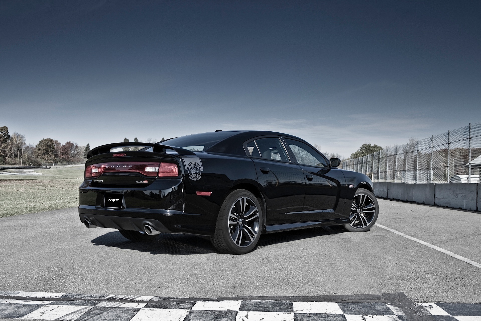 Dodge Charger Srt photo 84