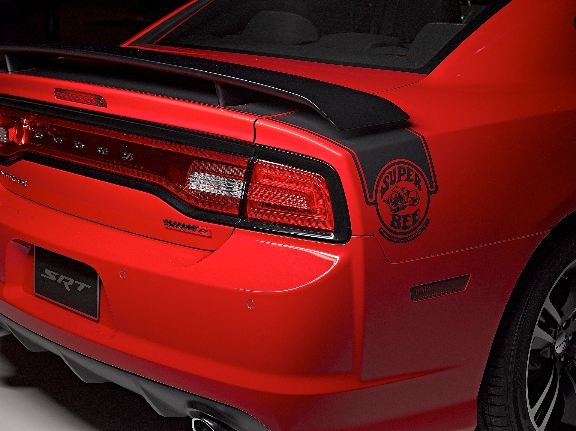 Dodge Charger Srt photo 8