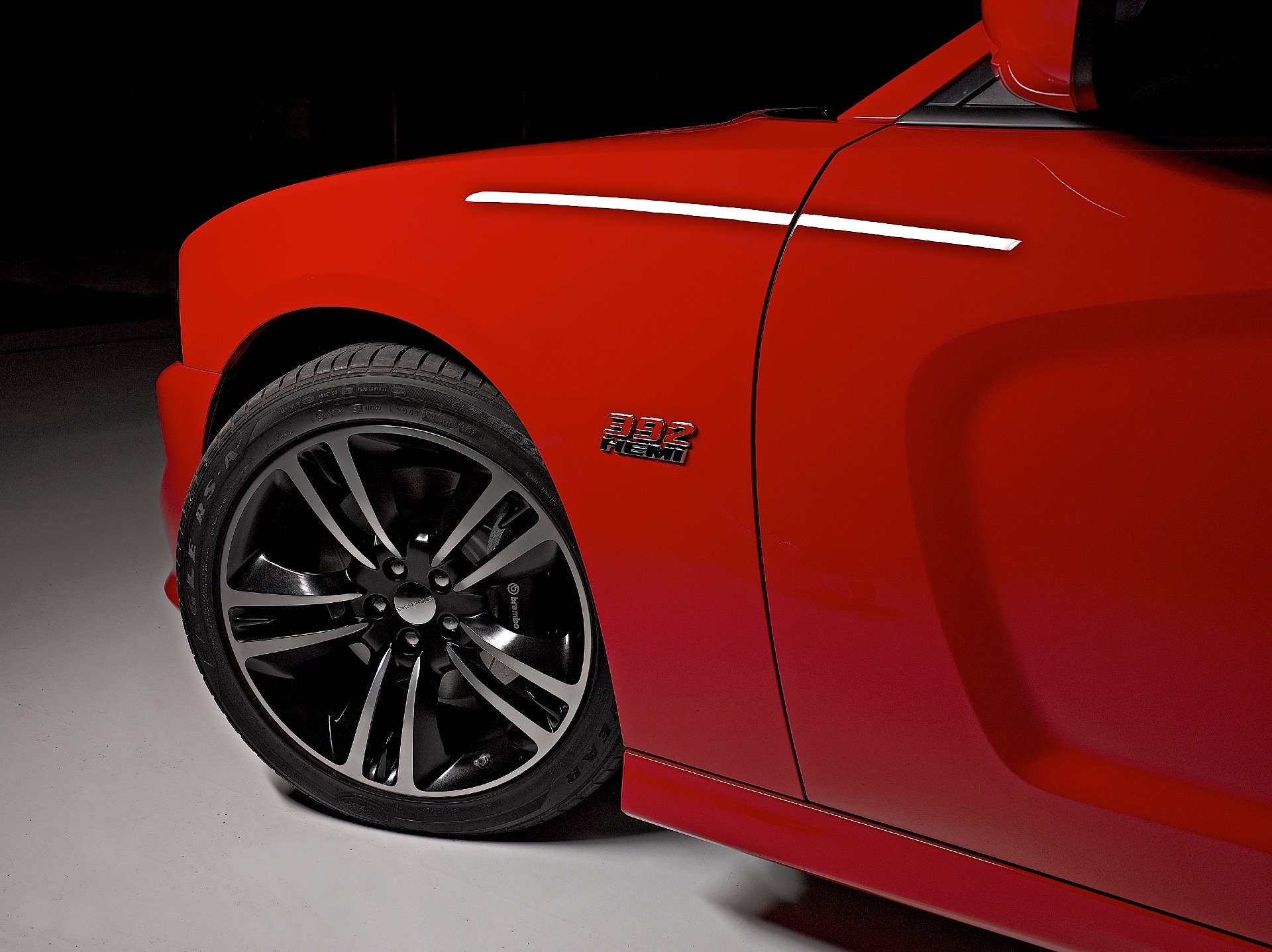 Dodge Charger Srt photo 9