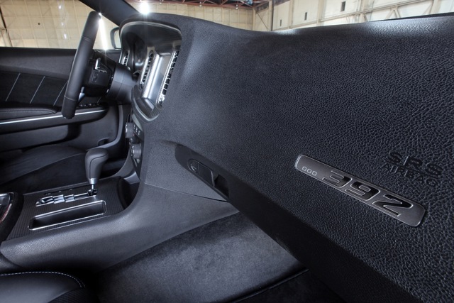 Dodge Charger Srt photo 94