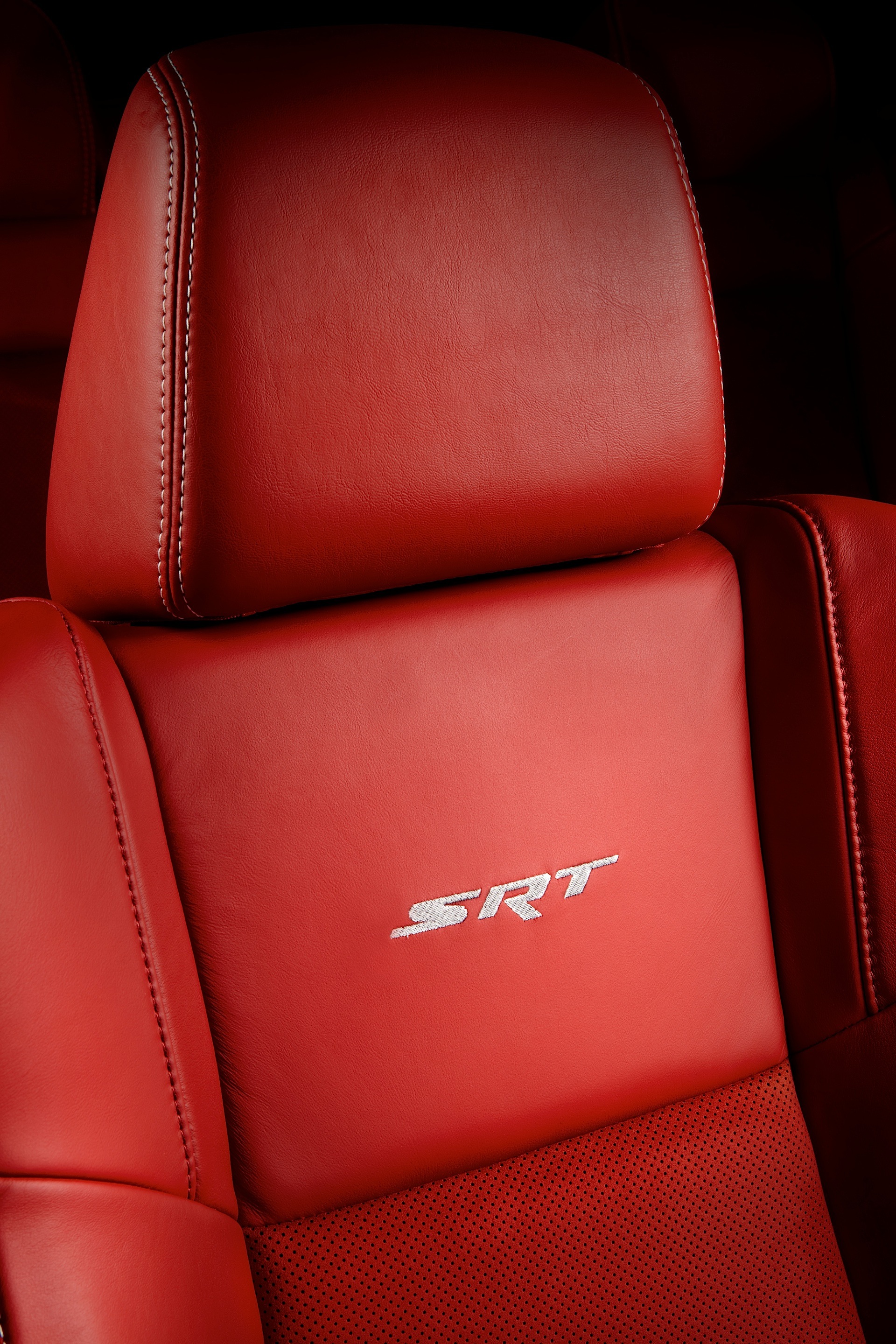 Dodge Charger Srt photo 107