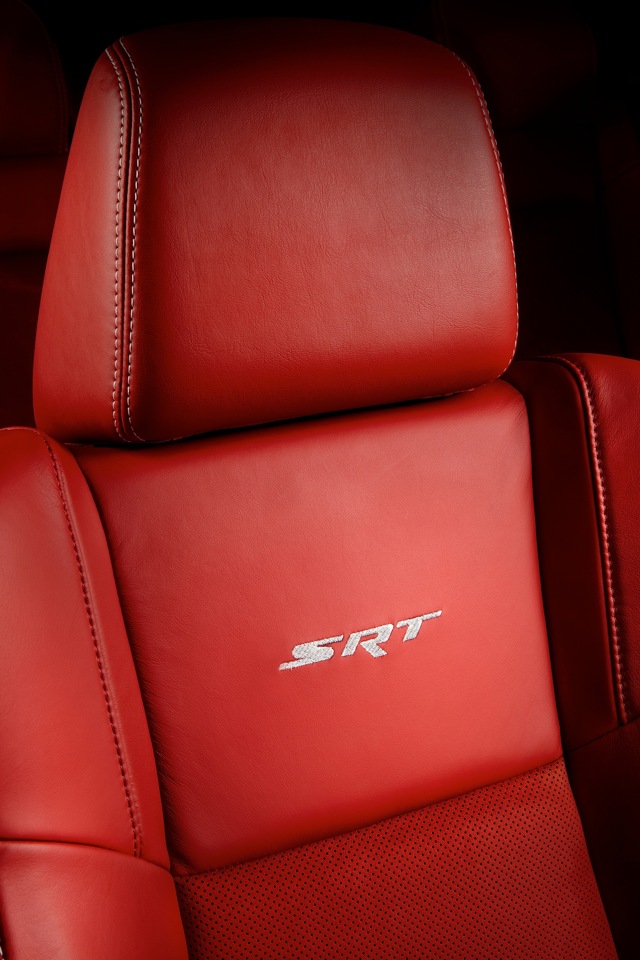 Dodge Charger Srt photo 107