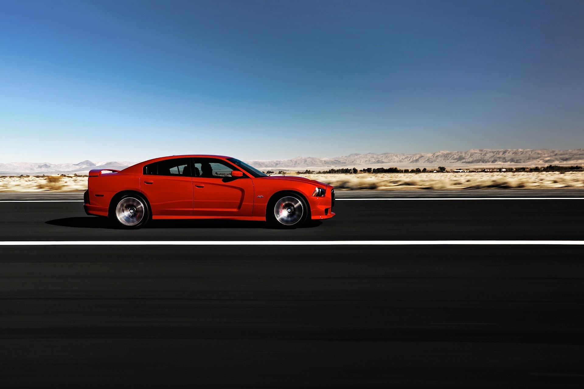 Dodge Charger Srt photo 2