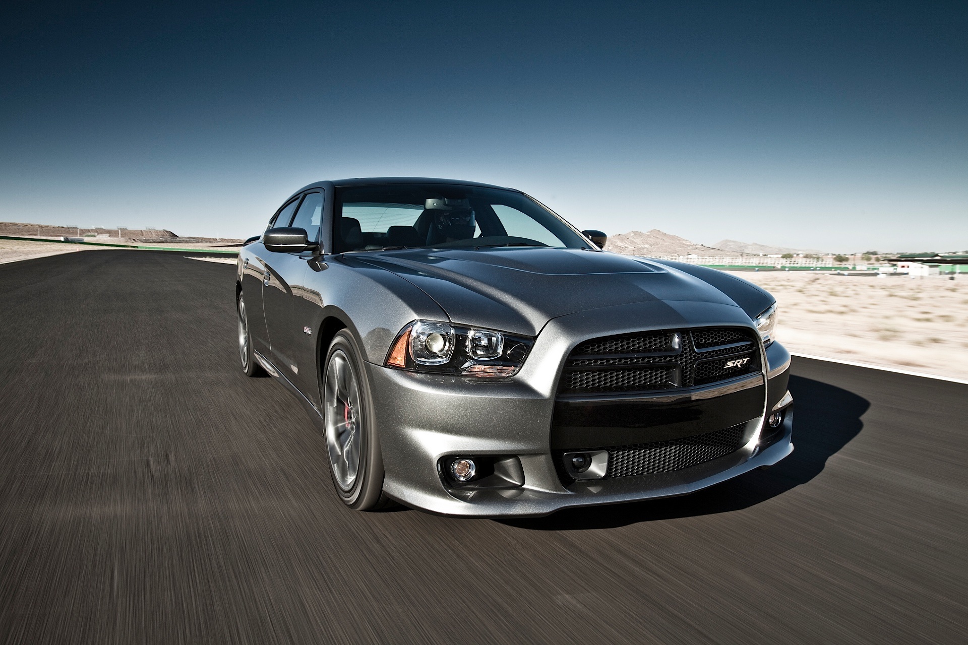 Dodge Charger Srt photo 42