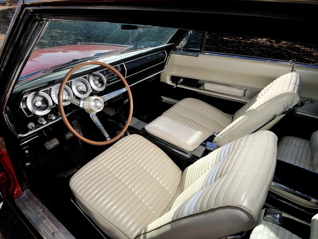 Dodge Charger photo 32