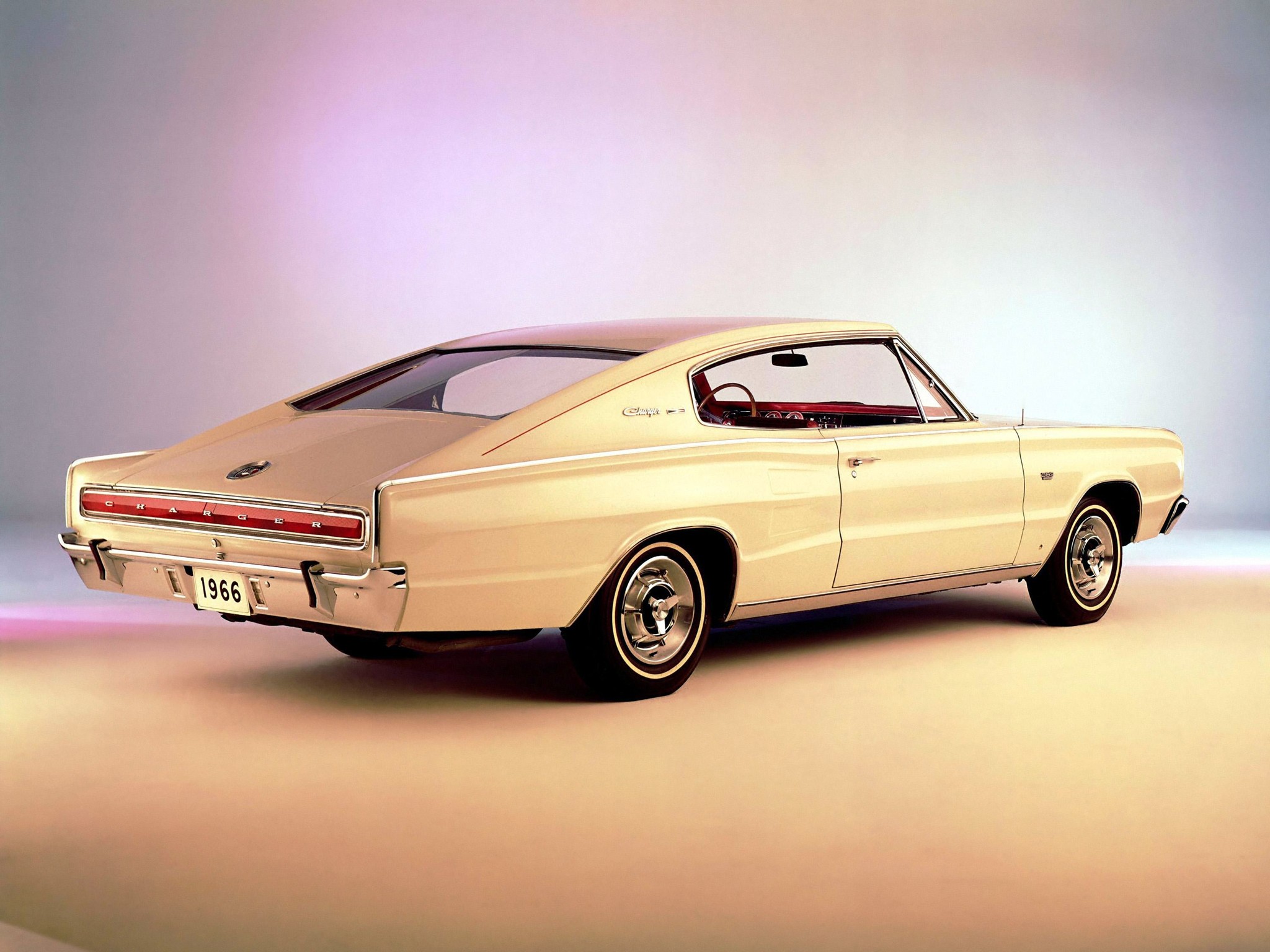 Dodge Charger photo 13