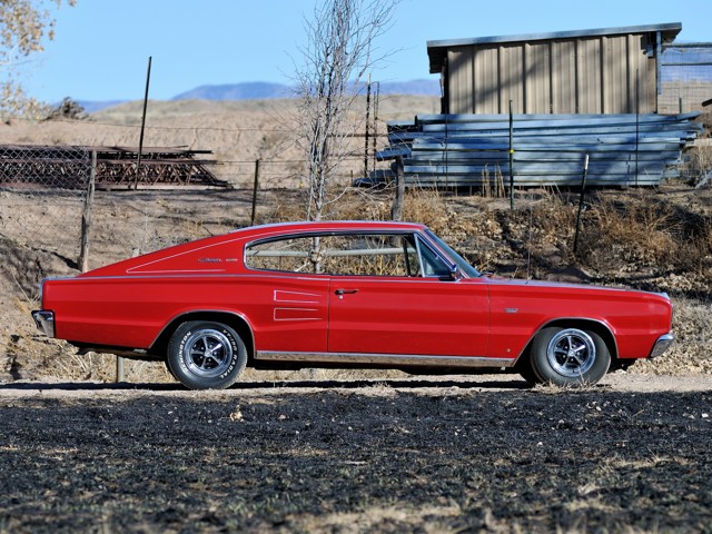 Dodge Charger photo 14