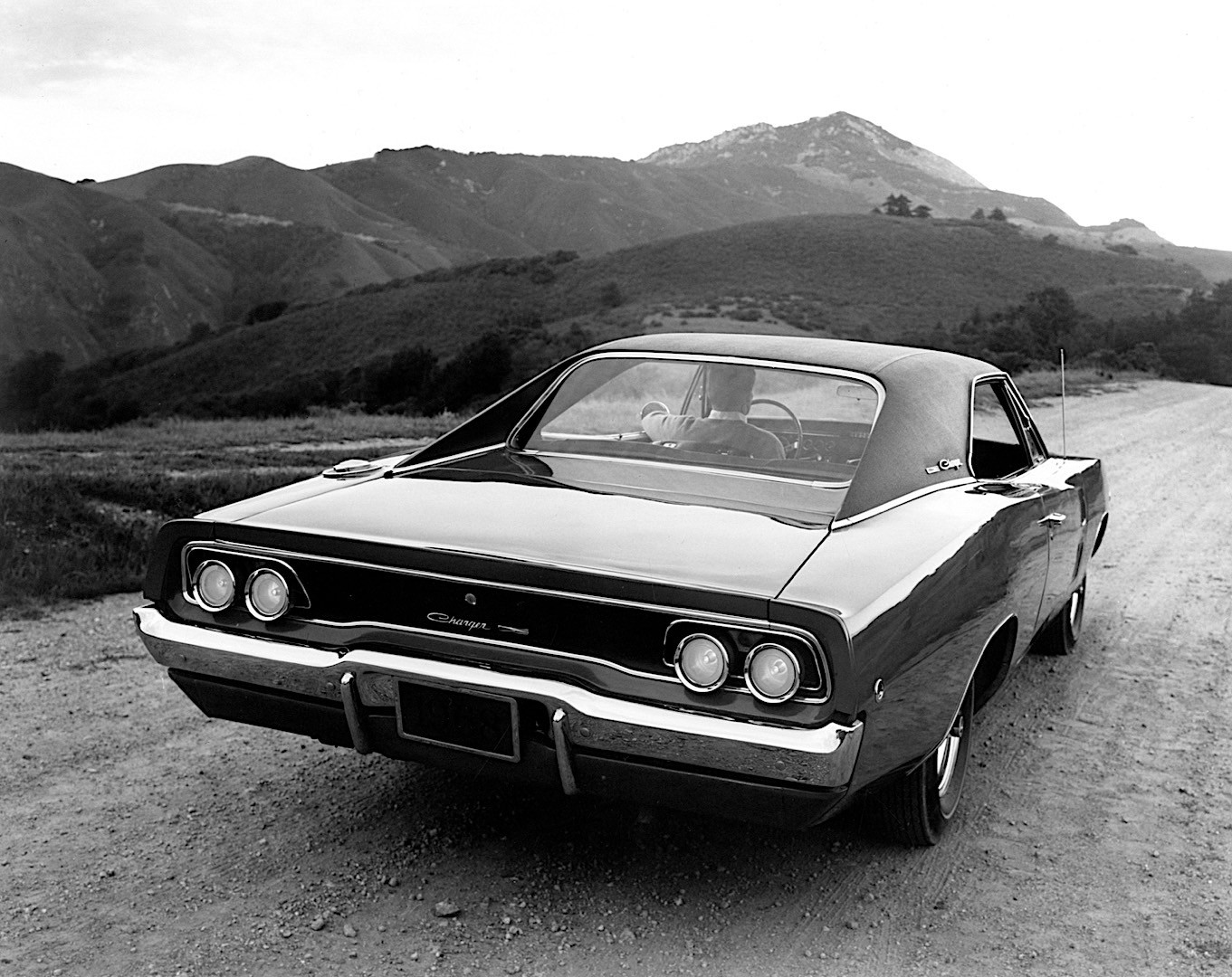 Dodge Charger photo 4