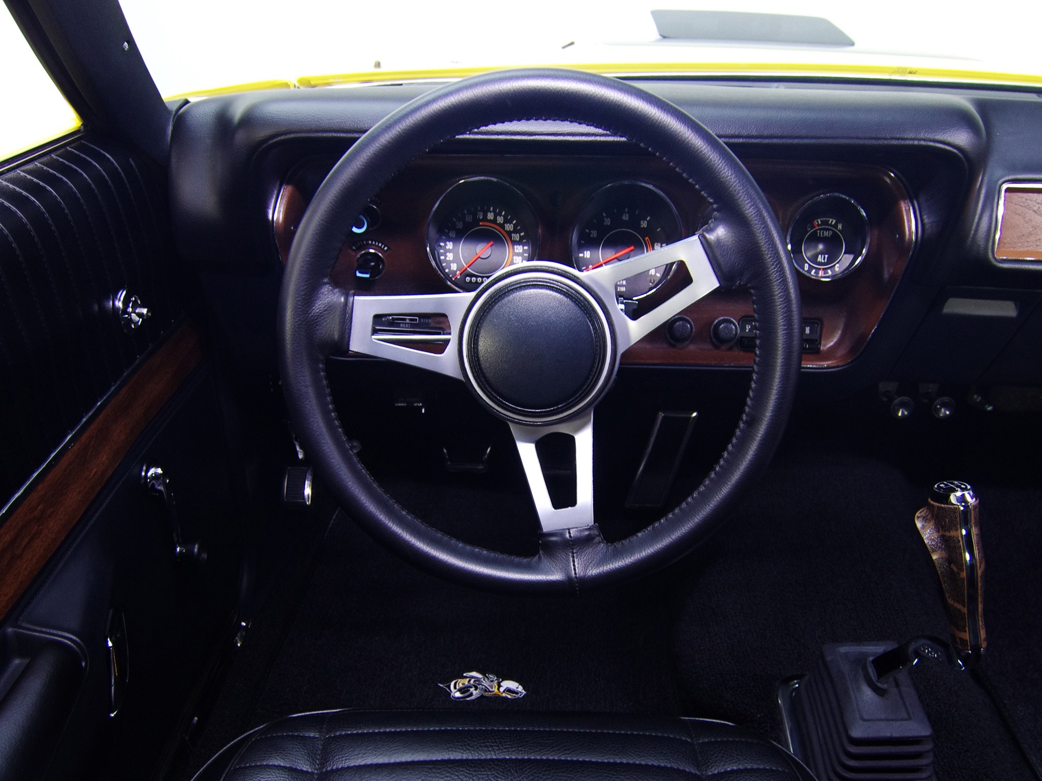 Dodge Charger photo 29