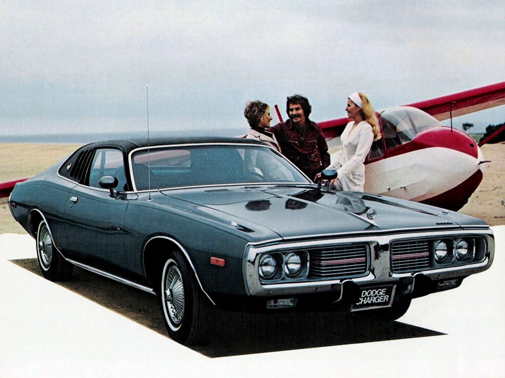 Dodge Charger photo 5