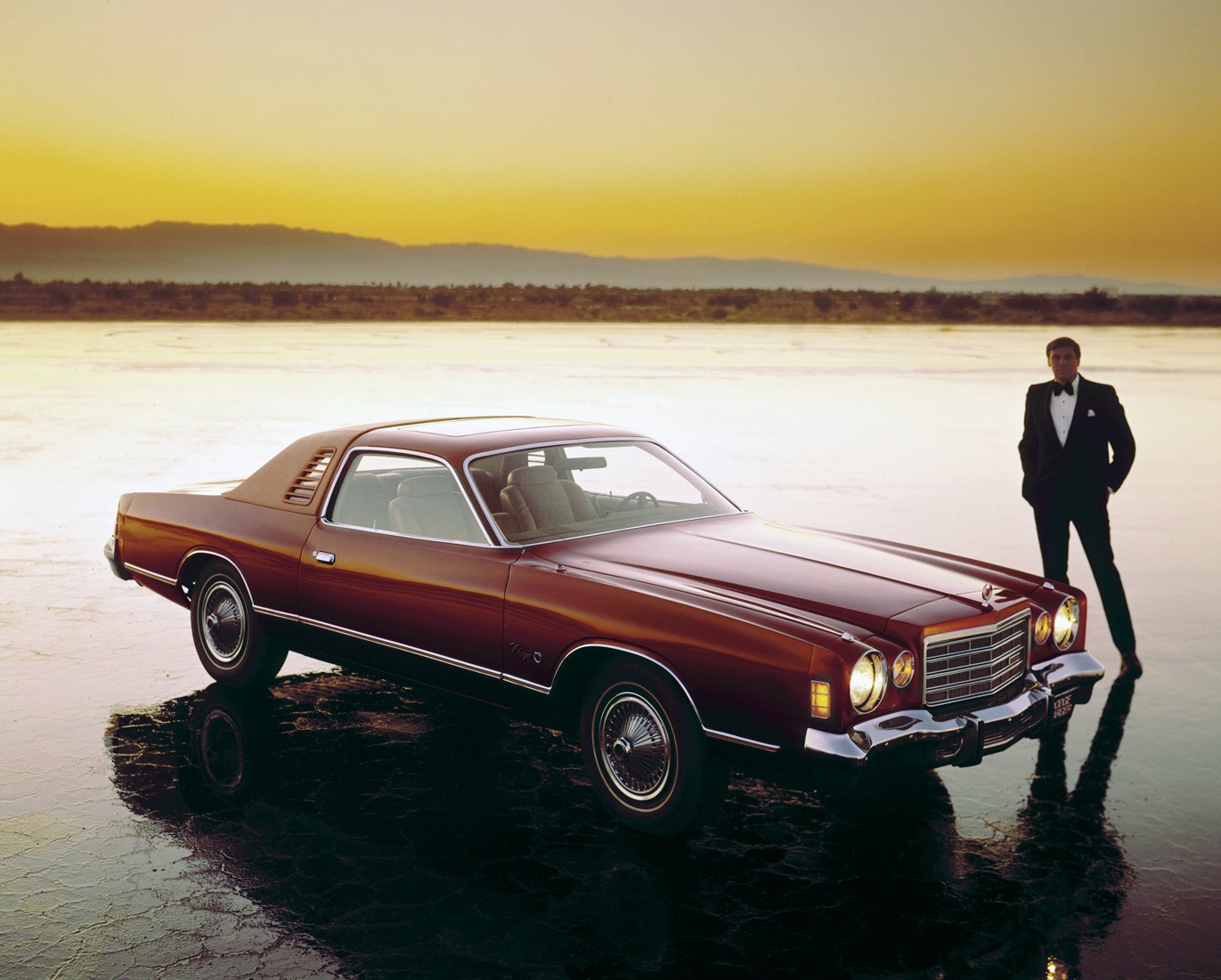 Dodge Charger photo 2