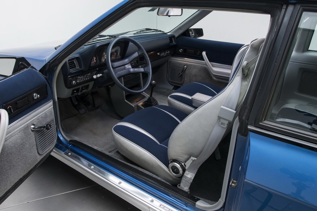 Dodge Charger photo 24