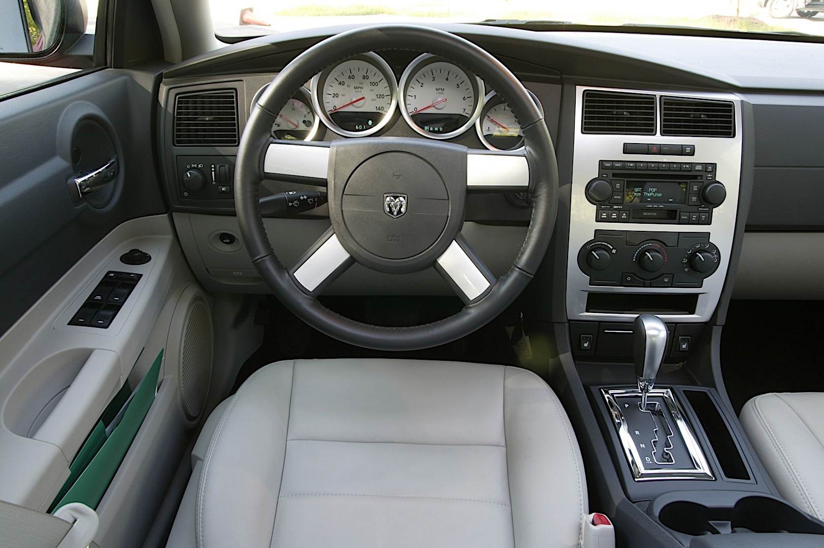 Dodge Charger photo 47