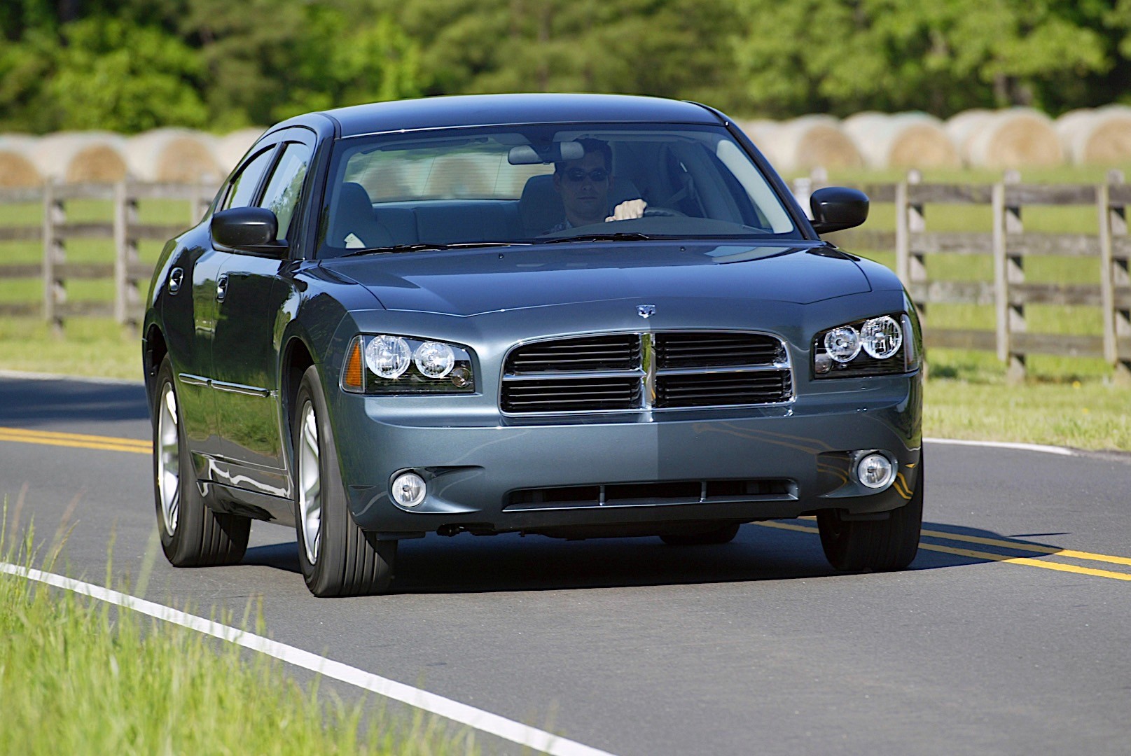 Dodge Charger photo 19