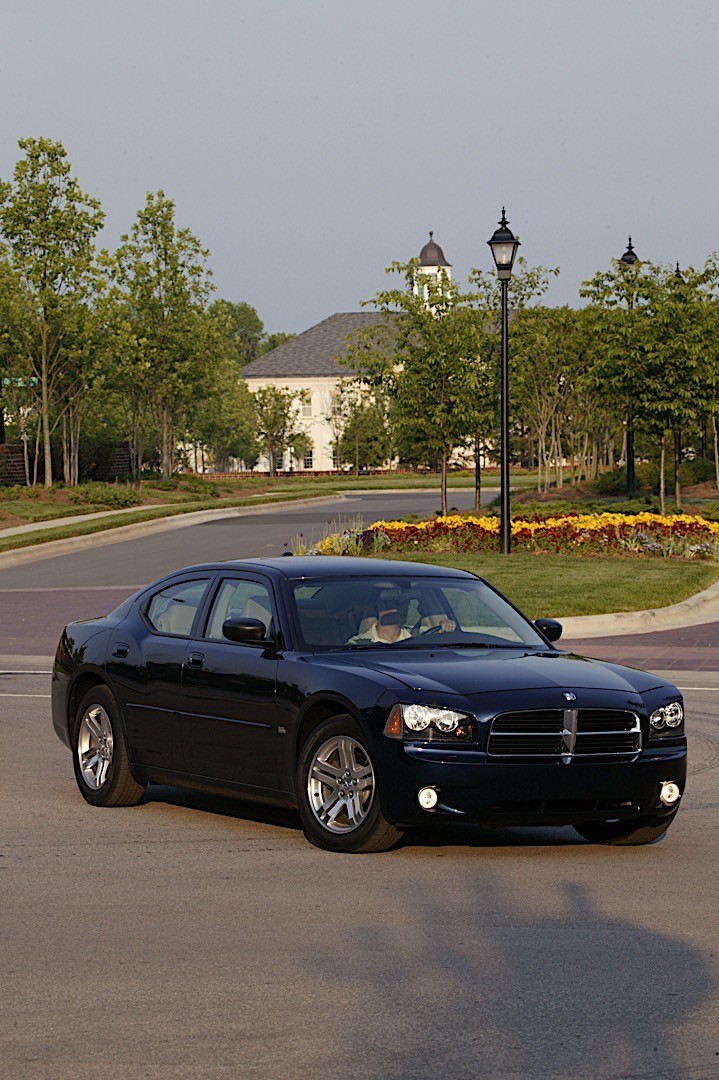Dodge Charger photo 24