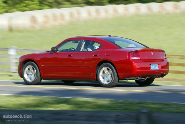 Dodge Charger photo 2