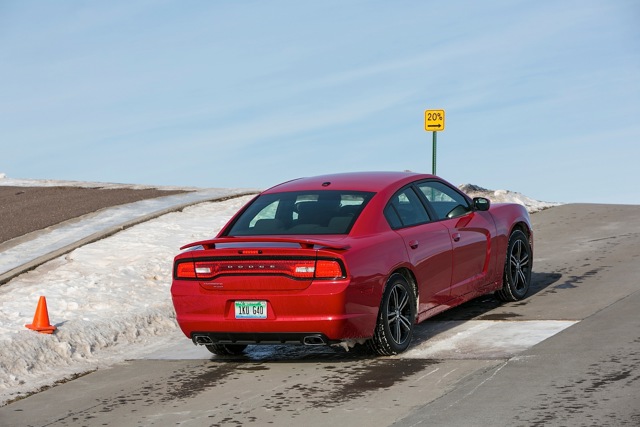 Dodge Charger photo 6