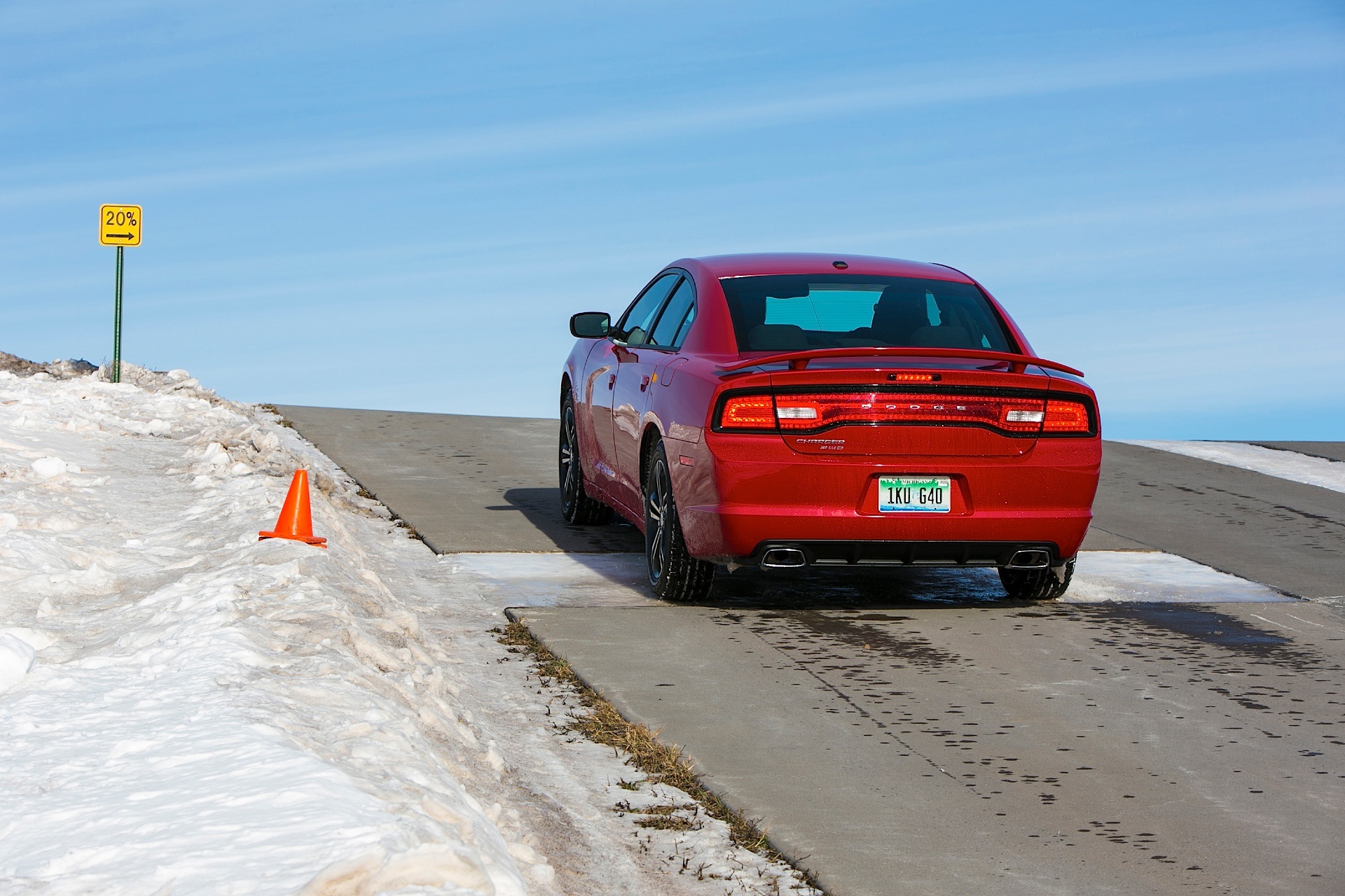 Dodge Charger photo 7
