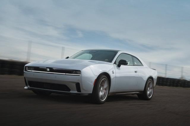 Dodge Charger photo 16