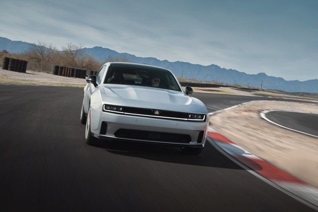 Dodge Charger photo 17