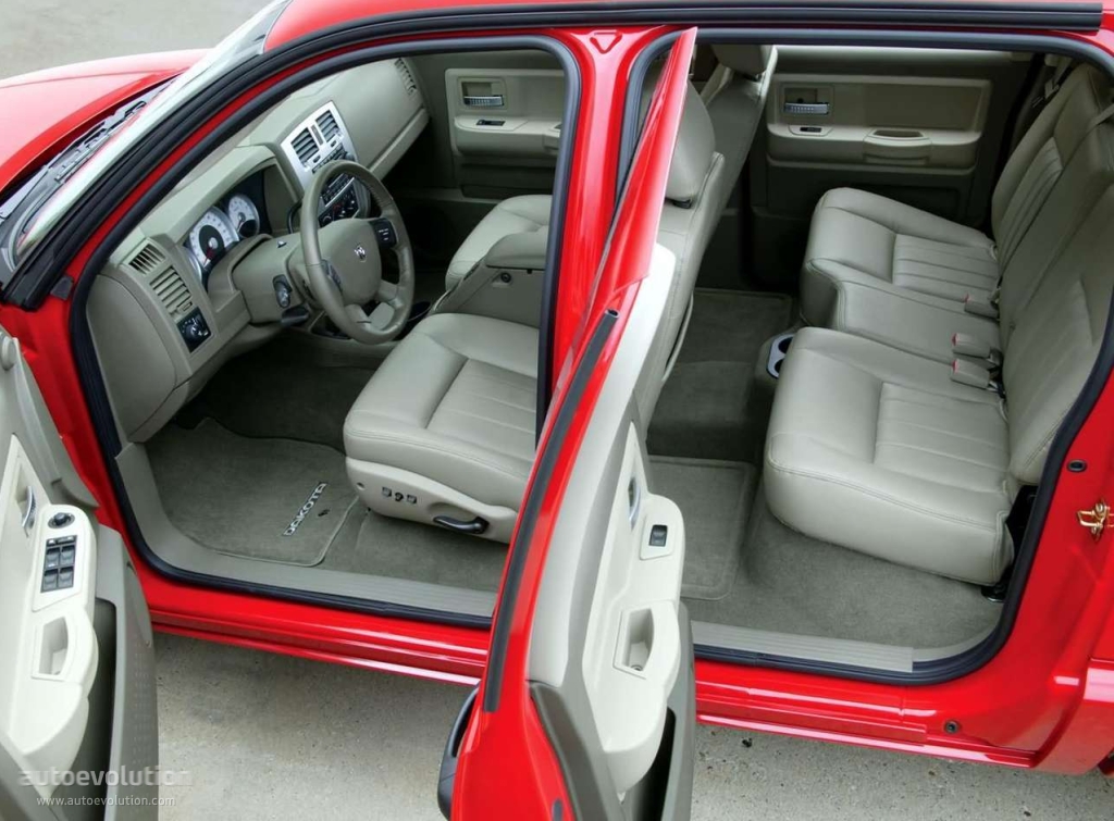 Dodge Dakota Quad Cab photo 17