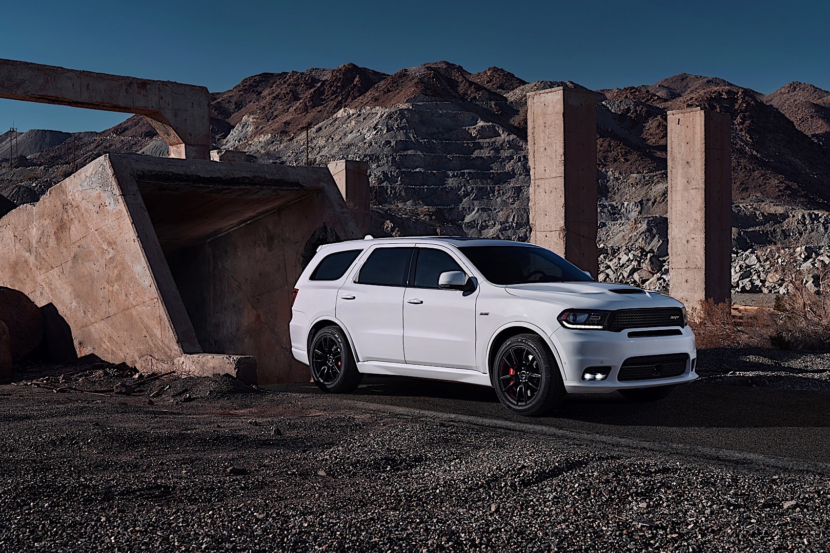 Dodge Durango Srt photo 8
